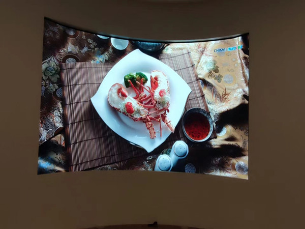 阿勒泰地室内P2.5弧形LED屏